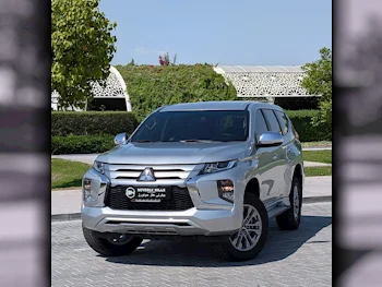 Mitsubishi  Pajero  Montero Sport  2023  Automatic  375 Km  6 Cylinder  Four Wheel Drive (4WD)  SUV  Silver  With Warranty