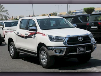 Toyota  Hilux  2023  Manual  0 Km  4 Cylinder  Four Wheel Drive (4WD)  Pick Up  White  With Warranty