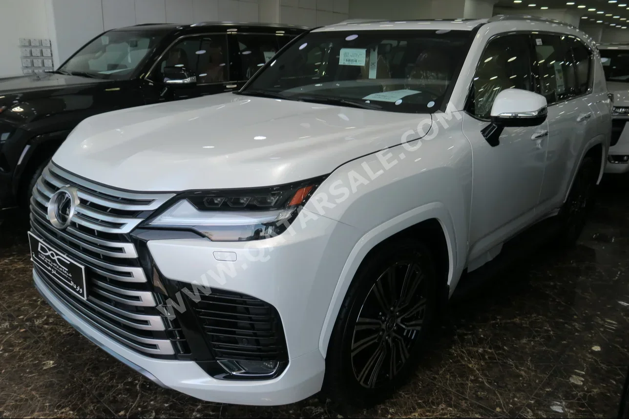 Lexus  LX  600 Luxury  2024  Automatic  0 Km  6 Cylinder  Four Wheel Drive (4WD)  SUV  White  With Warranty