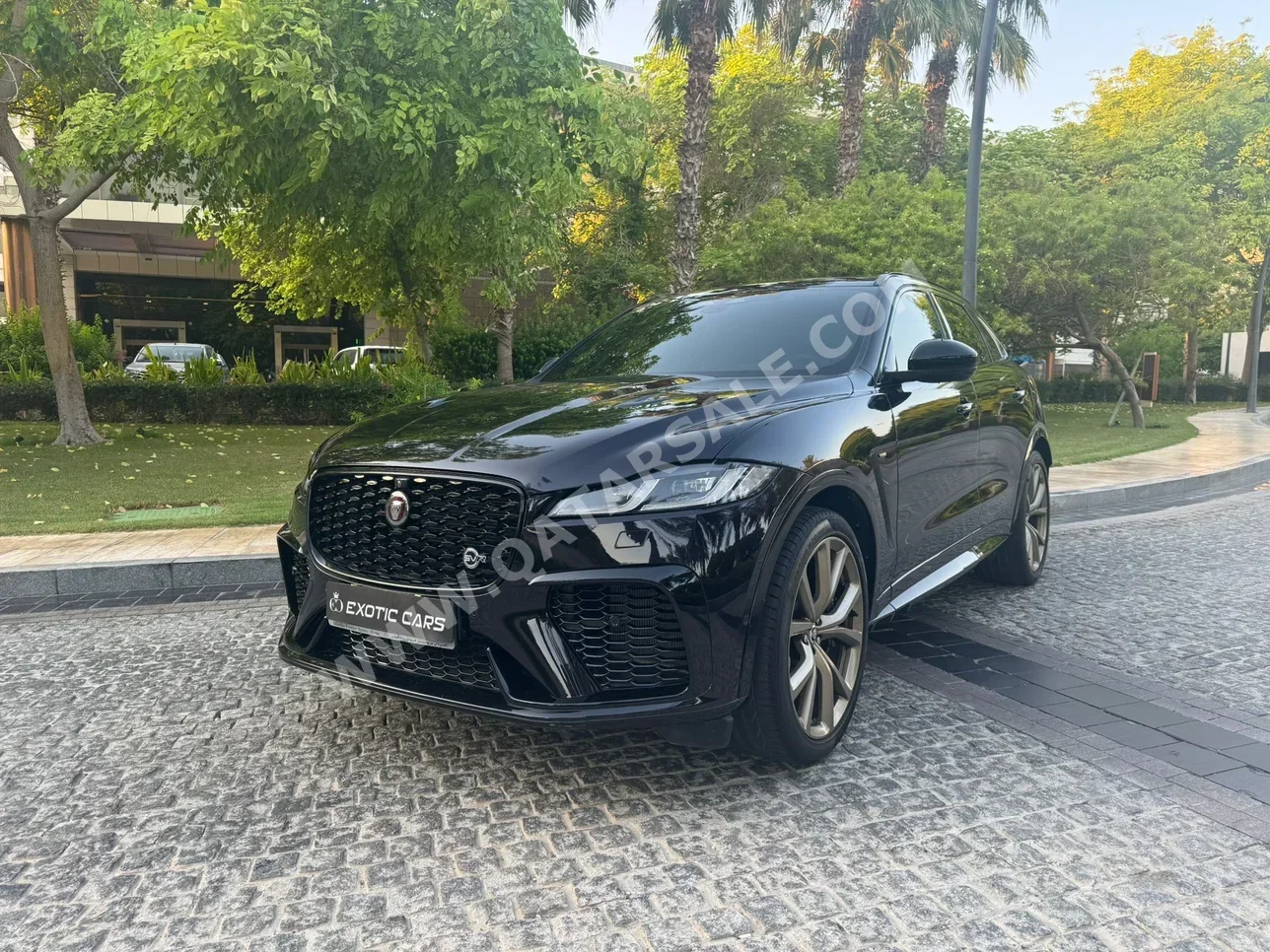 Jaguar  F-Pace  SVR  2023  Automatic  26,000 Km  8 Cylinder  Four Wheel Drive (4WD)  SUV  Black  With Warranty