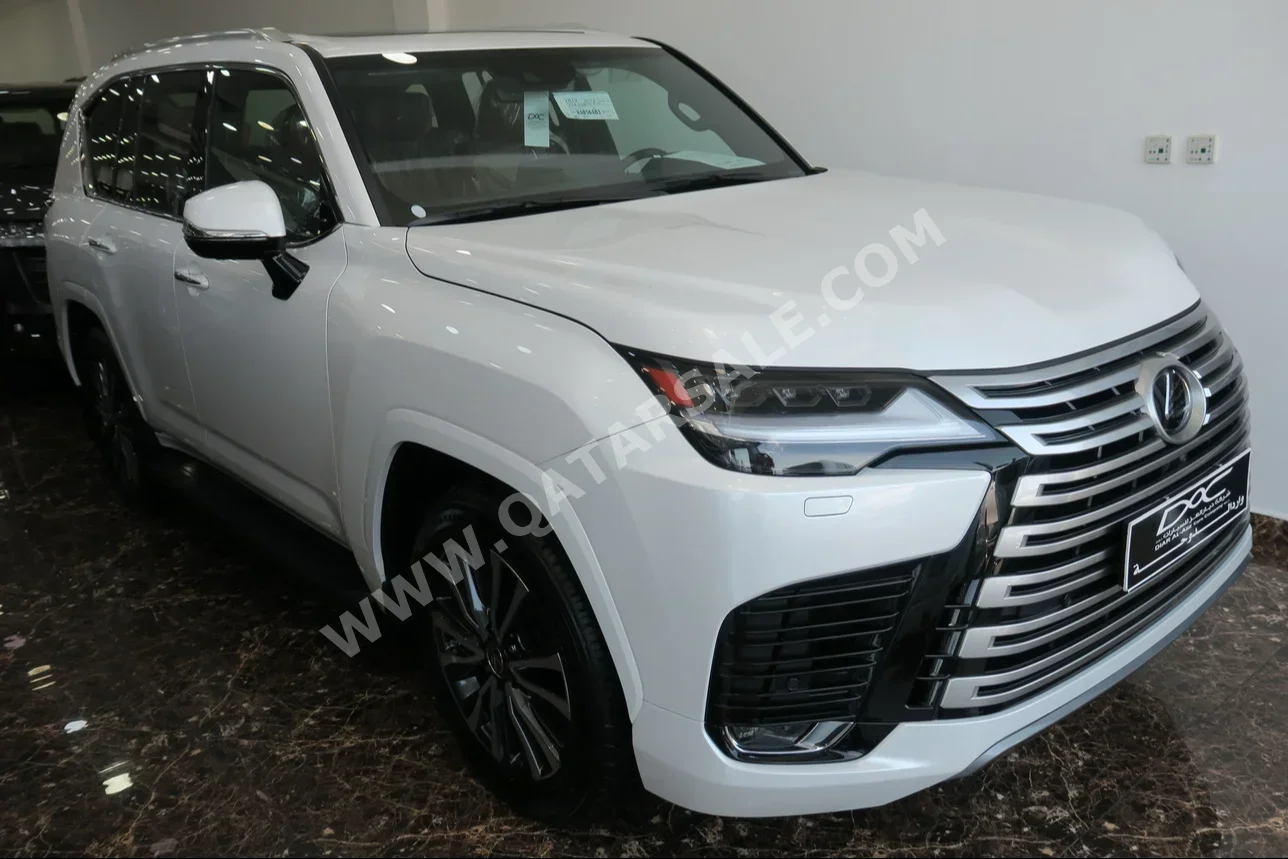 Lexus  LX  600 Luxury  2024  Automatic  0 Km  6 Cylinder  Four Wheel Drive (4WD)  SUV  White  With Warranty