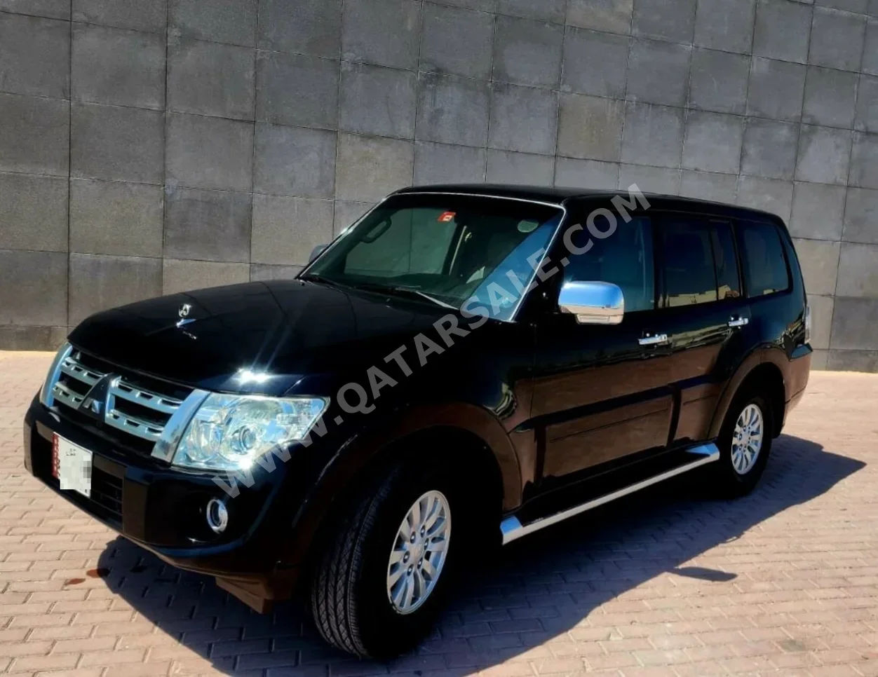 Mitsubishi  Pajero  3.5  2013  Automatic  242,600 Km  6 Cylinder  Four Wheel Drive (4WD)  SUV  Black