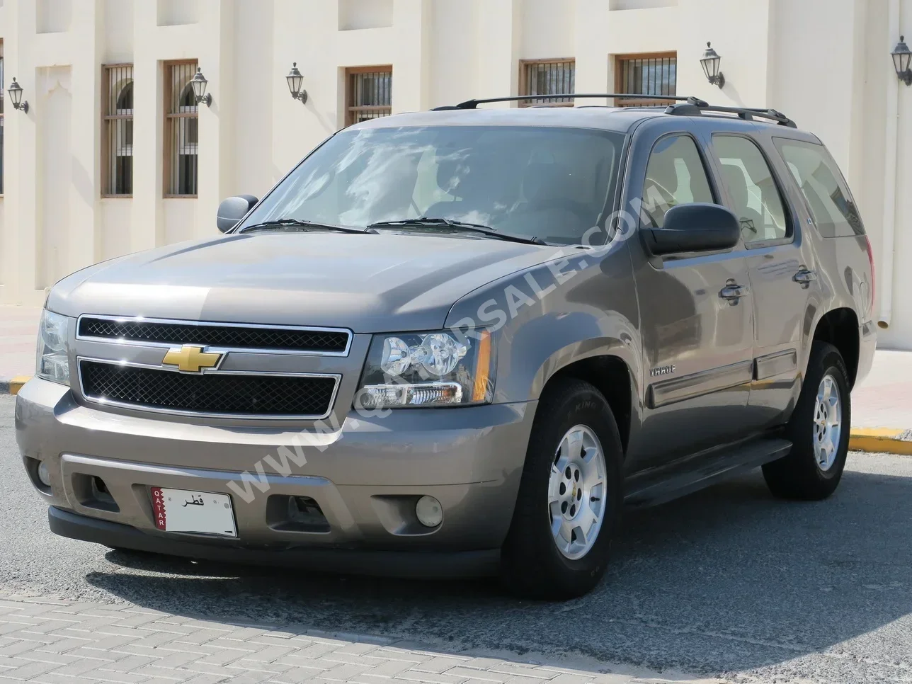 Chevrolet  Tahoe  LT  2013  Automatic  183,500 Km  8 Cylinder  Rear Wheel Drive (RWD)  SUV  Brown