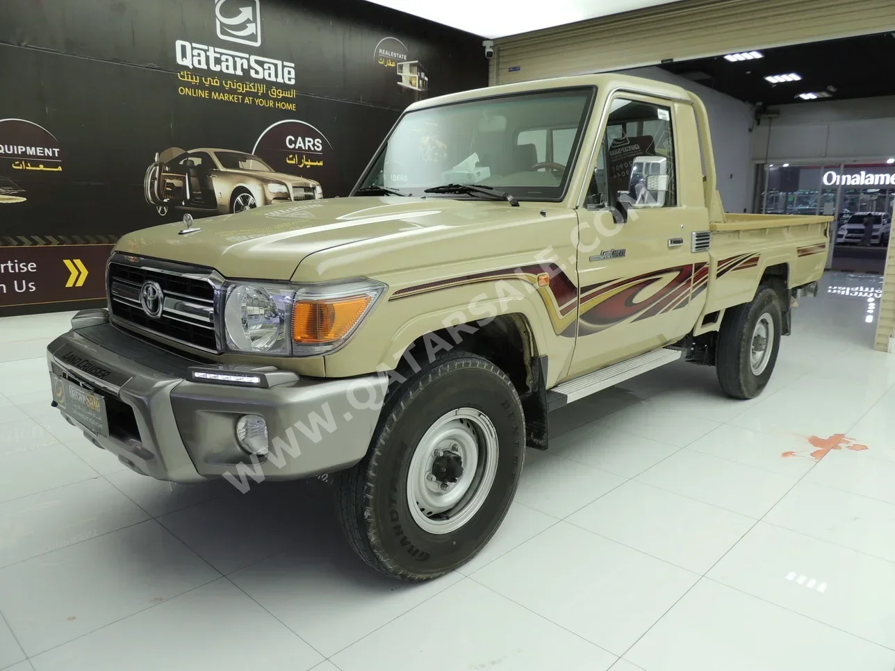 Toyota  Land Cruiser  LX  2014  Manual  10,000 Km  6 Cylinder  Four Wheel Drive (4WD)  Pick Up  Beige