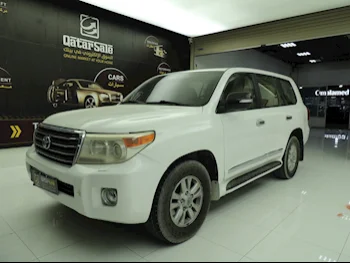 Toyota  Land Cruiser  GXR  2013  Automatic  344,000 Km  8 Cylinder  Four Wheel Drive (4WD)  SUV  White