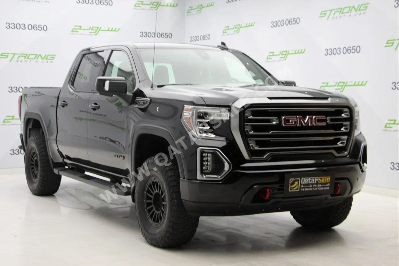 GMC  Sierra  AT4  2020  Automatic  28,000 Km  8 Cylinder  Four Wheel Drive (4WD)  Pick Up  Black  With Warranty