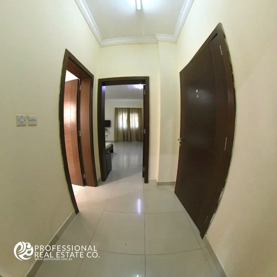 1 Bedrooms  Studio  in Doha -  Fereej Bin Mahmoud  Fully Furnished