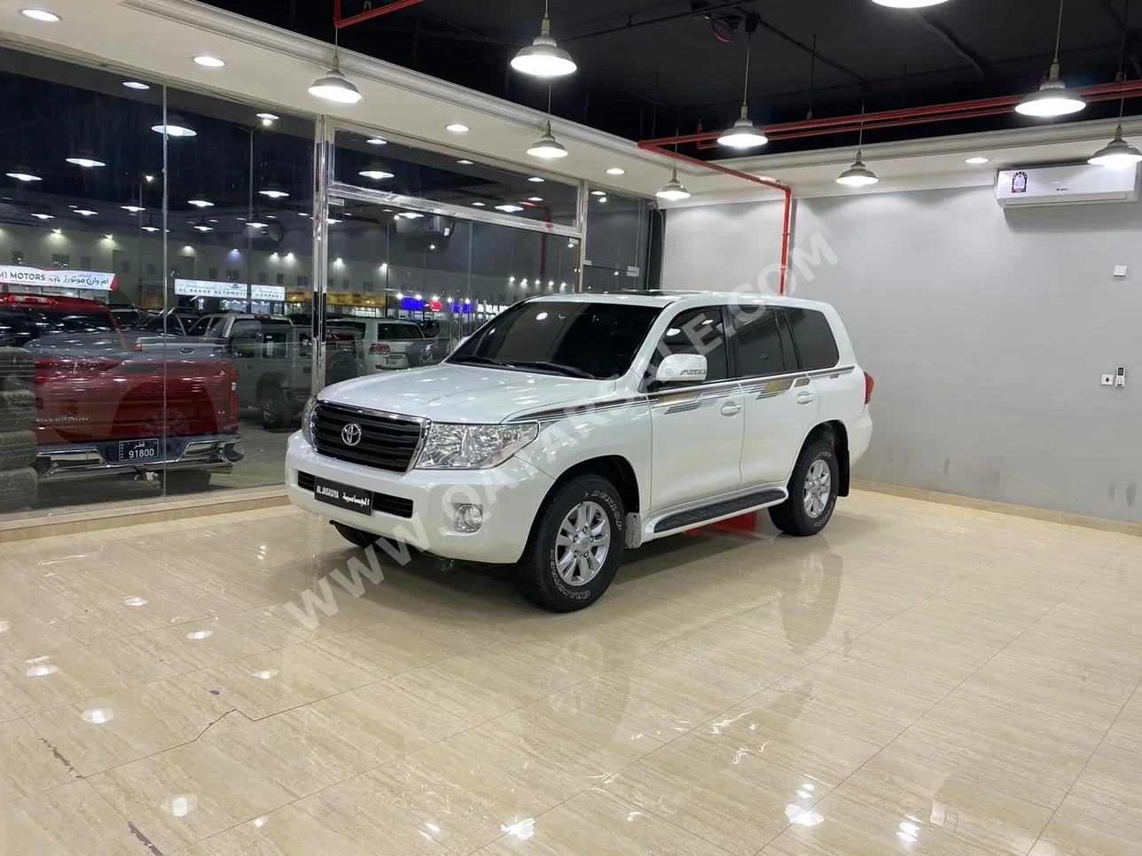 Toyota  Land Cruiser  GX  2012  Automatic  184,000 Km  6 Cylinder  Four Wheel Drive (4WD)  SUV  White