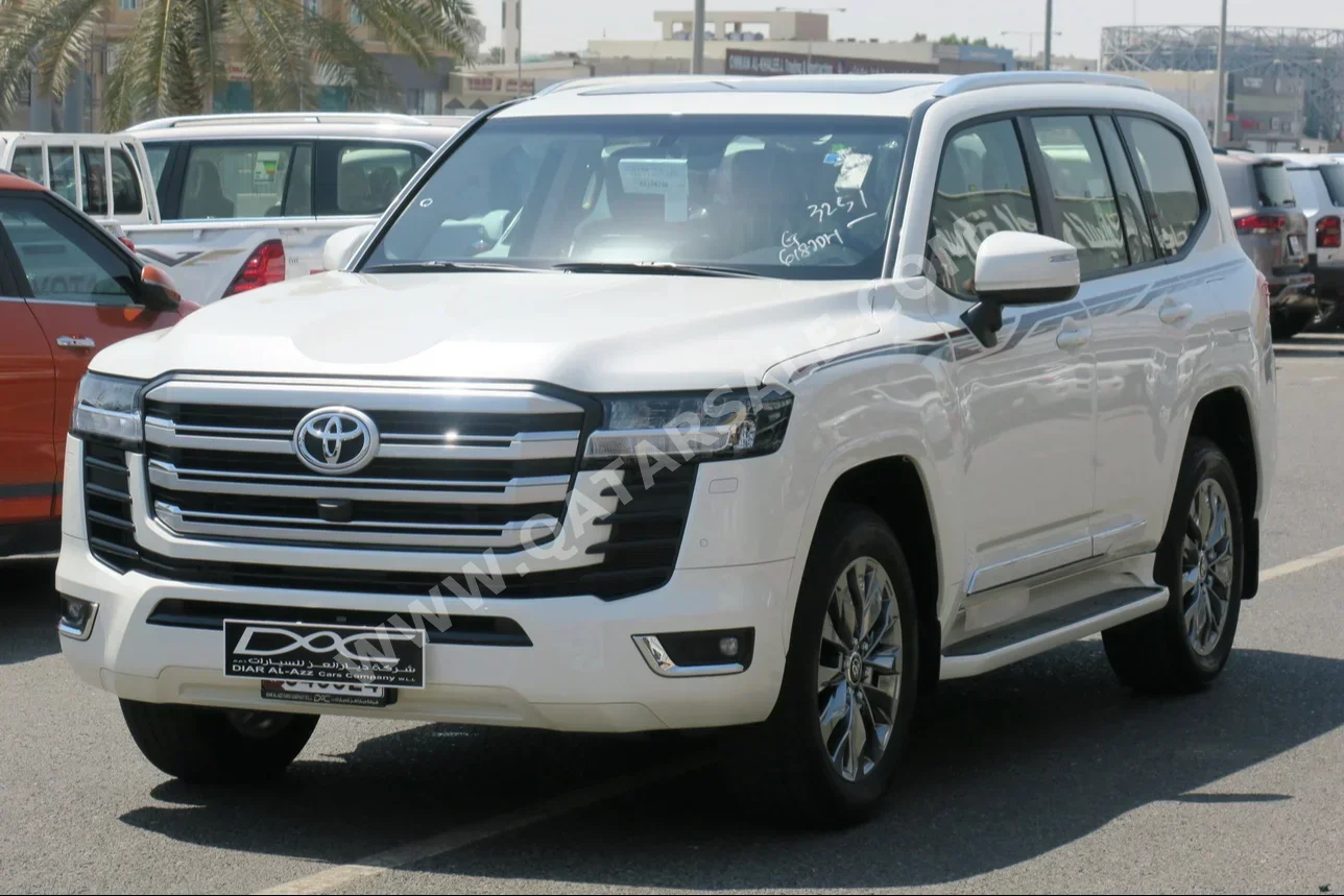 Toyota  Land Cruiser  GXR Twin Turbo  2024  Automatic  0 Km  6 Cylinder  Four Wheel Drive (4WD)  SUV  White  With Warranty