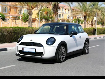 Mini  Cooper  4 Cylinder  Hatchback  White  2025