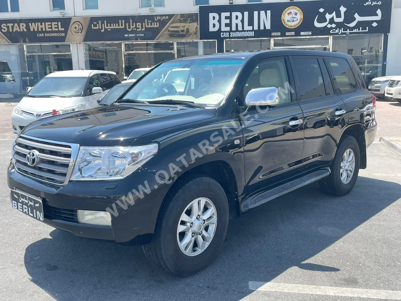 Toyota  Land Cruiser  VXR  2008  Automatic  404,000 Km  8 Cylinder  Four Wheel Drive (4WD)  SUV  Black