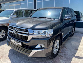 Toyota  Land Cruiser  GX  2012  Automatic  419,000 Km  6 Cylinder  Four Wheel Drive (4WD)  SUV  Gray