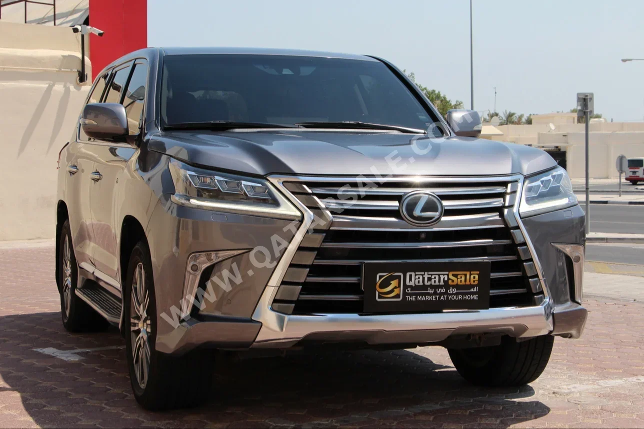 Lexus  LX  570  2016  Automatic  157,000 Km  8 Cylinder  Four Wheel Drive (4WD)  SUV  Gray