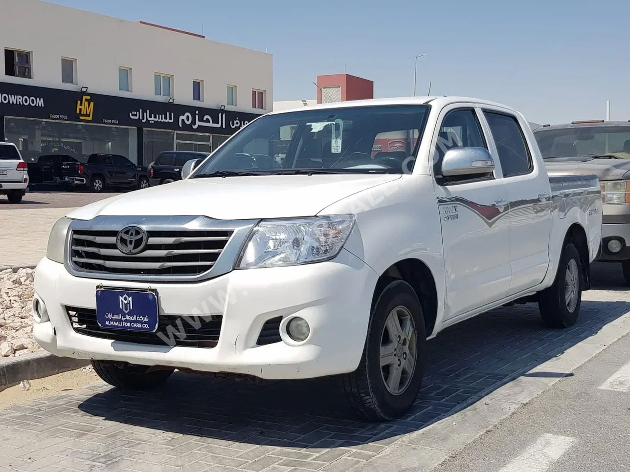 Toyota  Hilux  2015  Manual  230,000 Km  4 Cylinder  Front Wheel Drive (FWD)  Pick Up  White