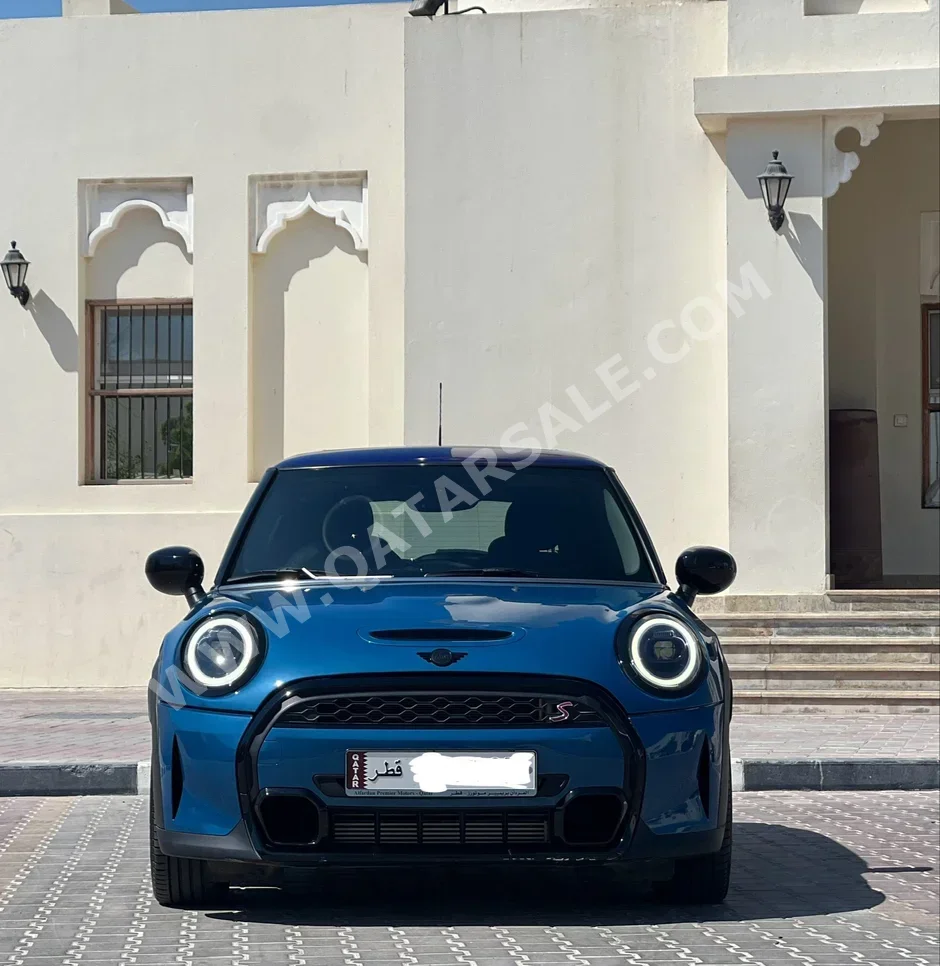 Mini  Cooper  S  2022  Automatic  12,000 Km  4 Cylinder  Front Wheel Drive (FWD)  Hatchback  Blue  With Warranty