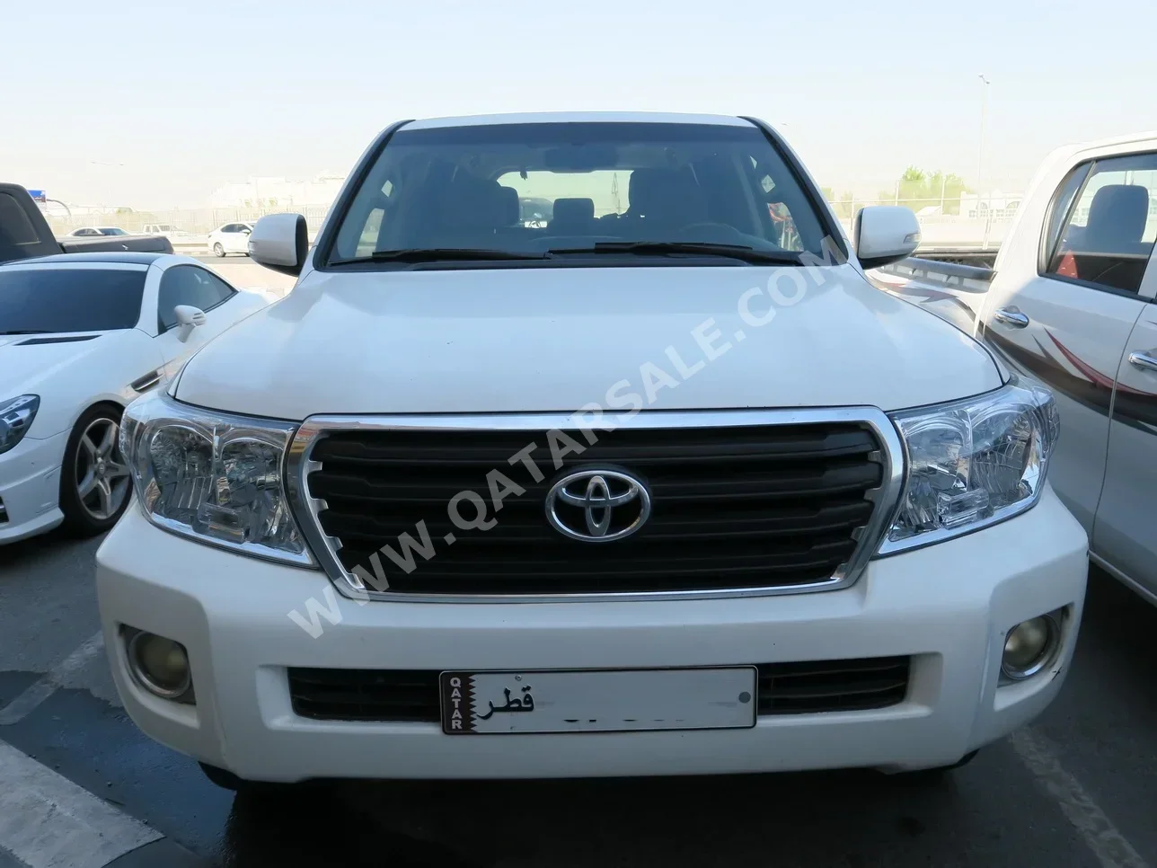 Toyota  Land Cruiser  GX  2013  Automatic  375,000 Km  6 Cylinder  Four Wheel Drive (4WD)  SUV  White