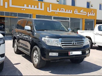 Toyota  Land Cruiser  GXR  2010  Automatic  182,000 Km  8 Cylinder  Four Wheel Drive (4WD)  SUV  Black