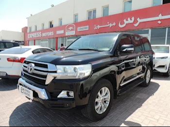 Toyota  Land Cruiser  GXR  2020  Automatic  172,000 Km  8 Cylinder  Four Wheel Drive (4WD)  SUV  Black