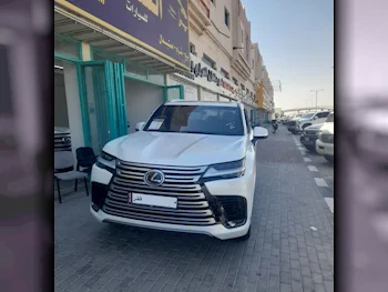  Lexus  LX  600 Luxury  2024  Automatic  500 Km  6 Cylinder  Four Wheel Drive (4WD)  SUV  White  With Warranty