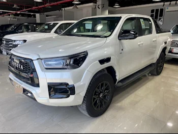 Toyota  Hilux  GR Sport  2022  Automatic  1,700 Km  6 Cylinder  Four Wheel Drive (4WD)  Pick Up  White  With Warranty