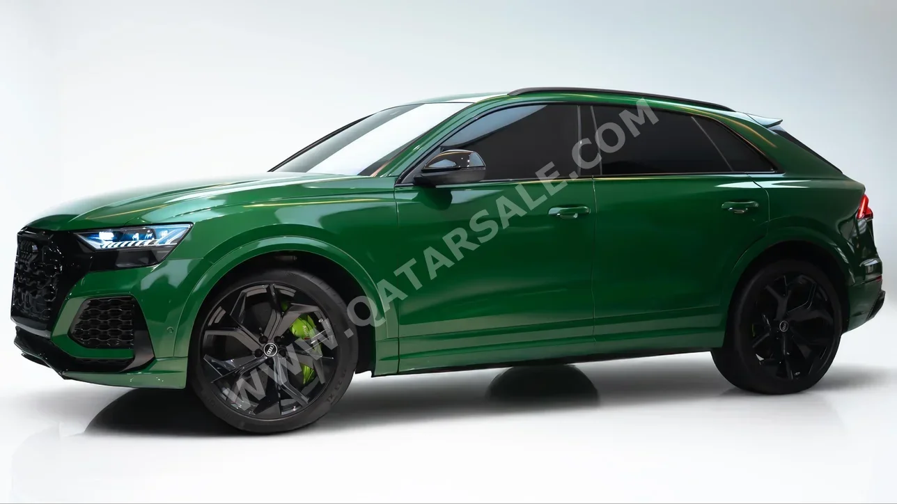 Audi  Q8  RS  2022  Automatic  20٬000 Km  8 Cylinder  Four Wheel Drive (4WD)  SUV  Green  With Warranty