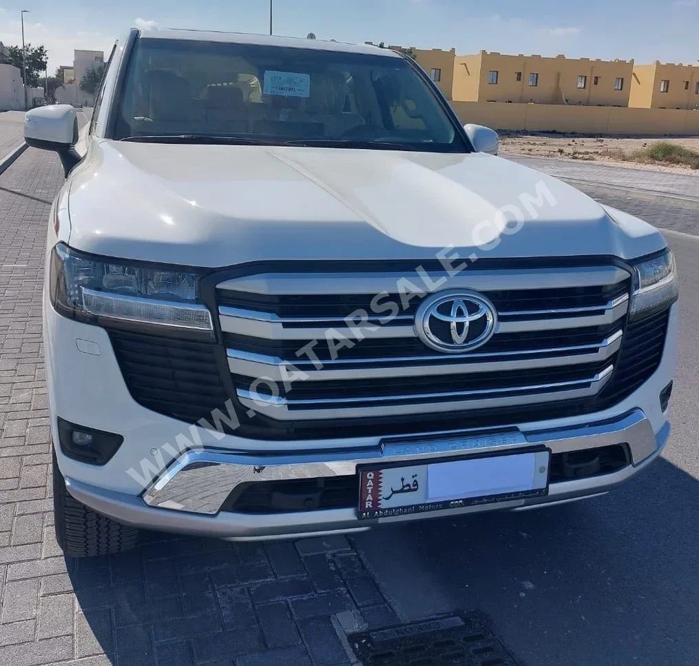 Toyota Land Cruiser GXR White 2024 For Sale in Qatar