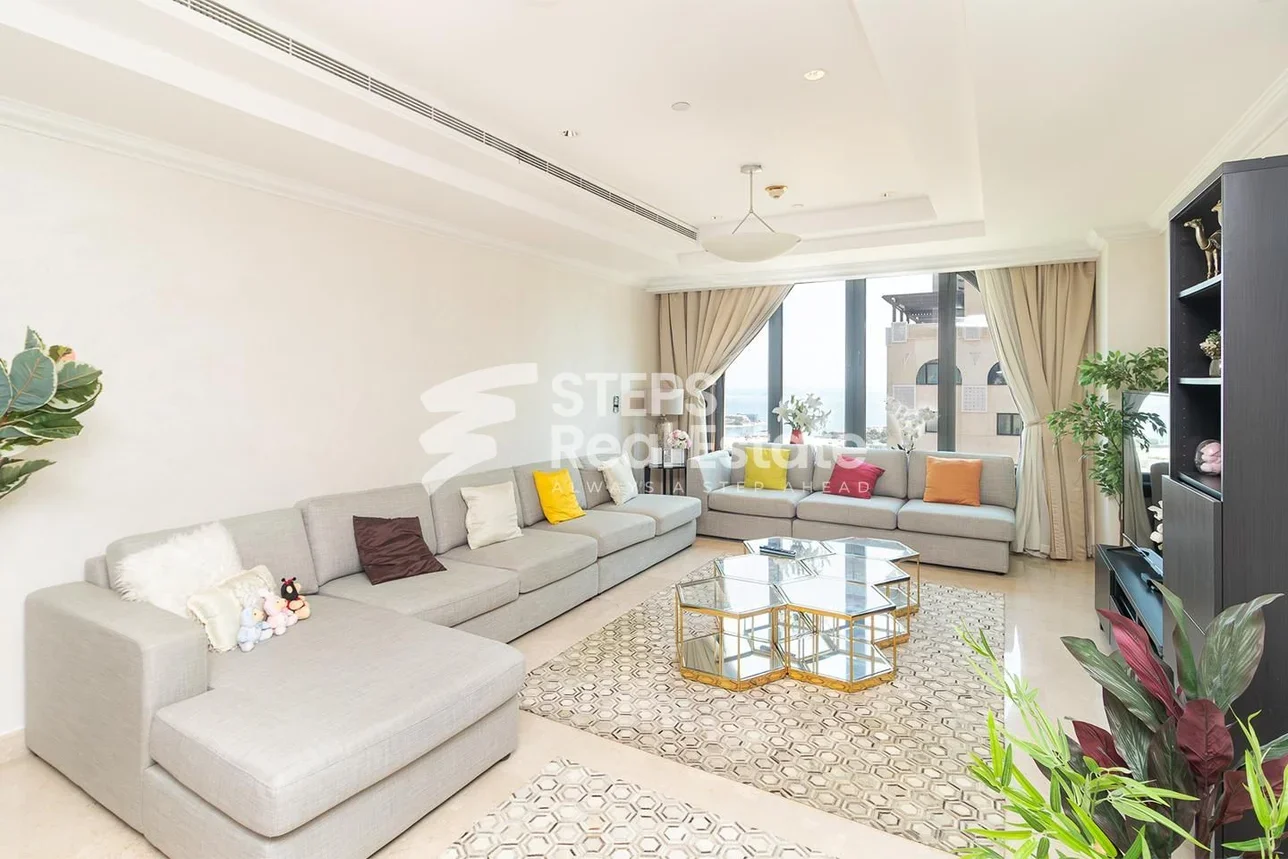 2 Bedrooms  Apartment  in Doha -  The Pearl  Fully Furnished