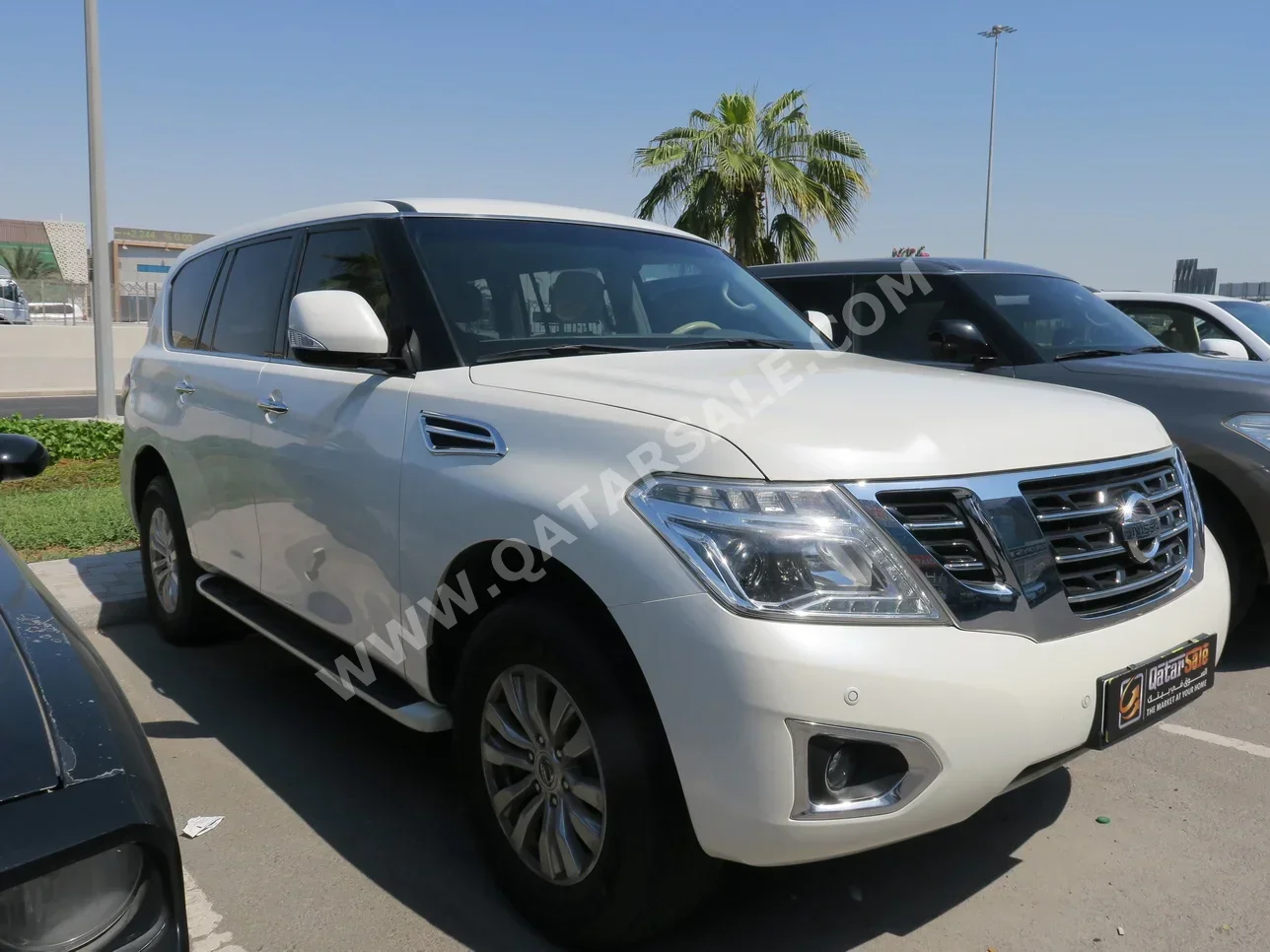 Nissan  Patrol  XE  2017  Automatic  160,000 Km  6 Cylinder  Four Wheel Drive (4WD)  SUV  White