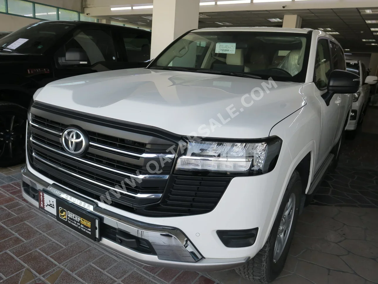 Toyota  Land Cruiser  GX  2023  Automatic  7,000 Km  6 Cylinder  Four Wheel Drive (4WD)  SUV  White  With Warranty