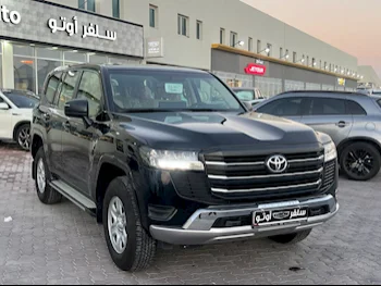 Toyota  Land Cruiser  GX  2023  Automatic  40٬500 Km  6 Cylinder  Four Wheel Drive (4WD)  SUV  Black  With Warranty