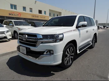 Toyota  Land Cruiser  GXR- Grand Touring  2019  Automatic  99,000 Km  8 Cylinder  Four Wheel Drive (4WD)  SUV  White