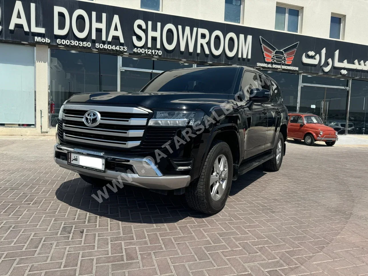 Toyota  Land Cruiser  GXR  2022  Automatic  44,000 Km  6 Cylinder  Four Wheel Drive (4WD)  SUV  Black  With Warranty