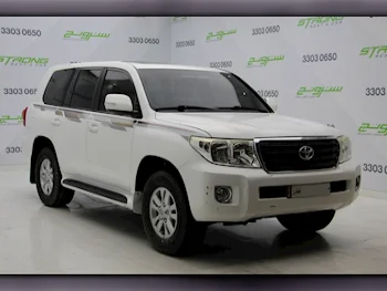 Toyota  Land Cruiser  GX  2015  Automatic  245,000 Km  6 Cylinder  Four Wheel Drive (4WD)  SUV  White