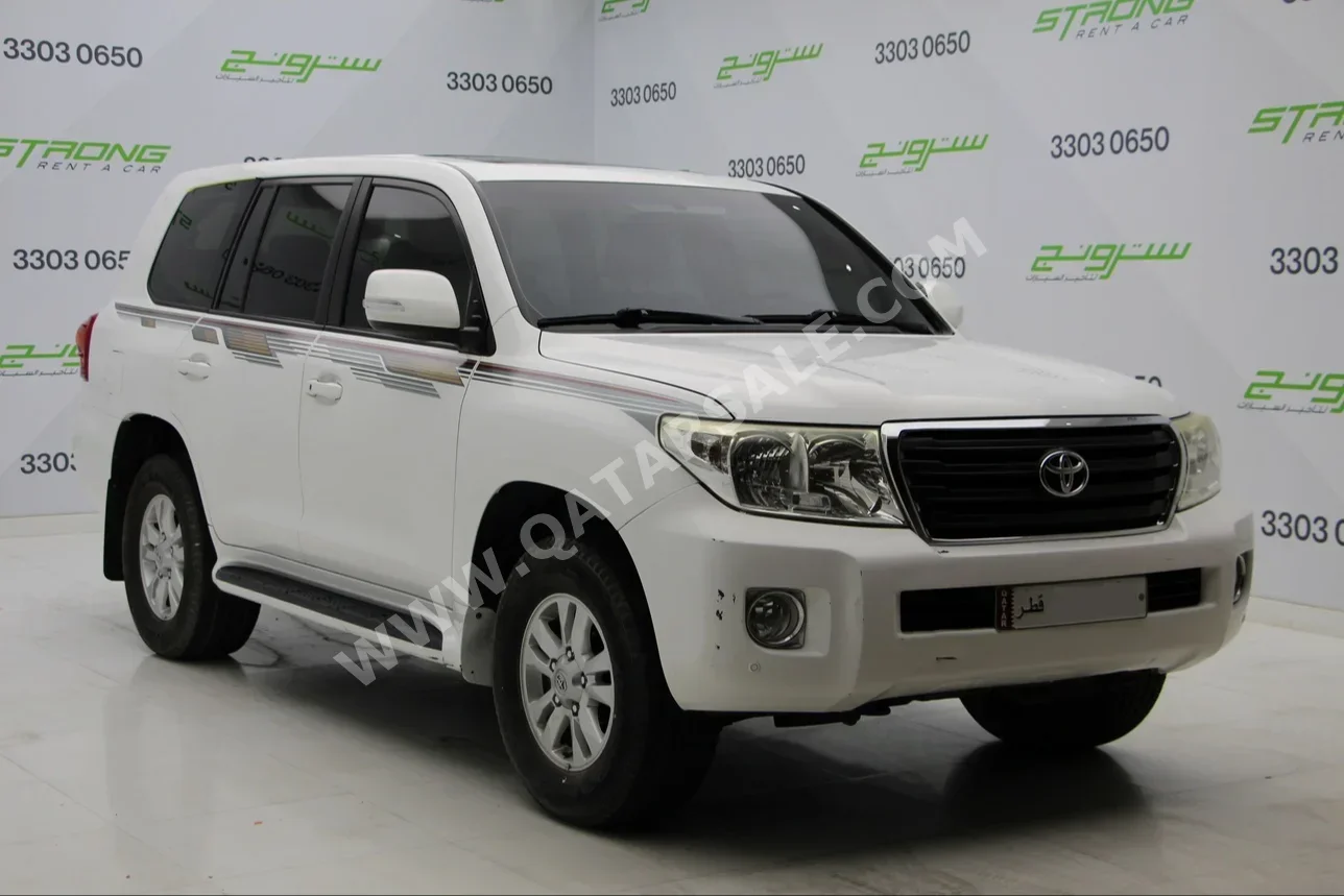 Toyota  Land Cruiser  GX  2015  Automatic  245,000 Km  6 Cylinder  Four Wheel Drive (4WD)  SUV  White