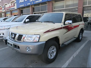  Nissan  Patrol  Safari  2016  Manual  193,000 Km  6 Cylinder  Four Wheel Drive (4WD)  SUV  Beige  With Warranty