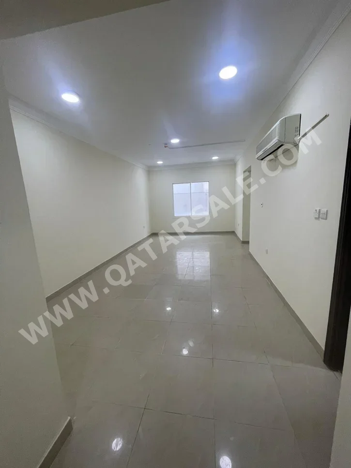 3 Bedrooms  Apartment  in Doha -  Najma  Not Furnished