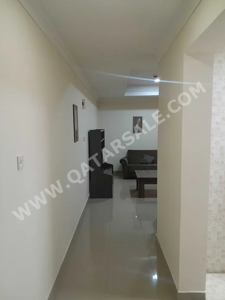 1 Bedrooms  Studio  For Rent  in Doha -  New Doha  Fully Furnished