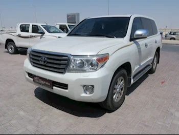  Toyota  Land Cruiser  GXR  2015  Automatic  226,000 Km  6 Cylinder  Four Wheel Drive (4WD)  SUV  White  With Warranty