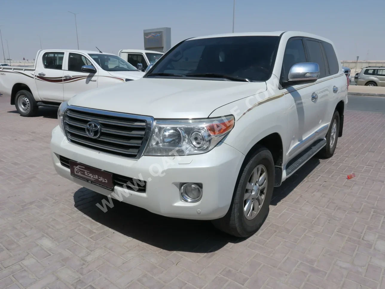  Toyota  Land Cruiser  GXR  2015  Automatic  226,000 Km  6 Cylinder  Four Wheel Drive (4WD)  SUV  White  With Warranty