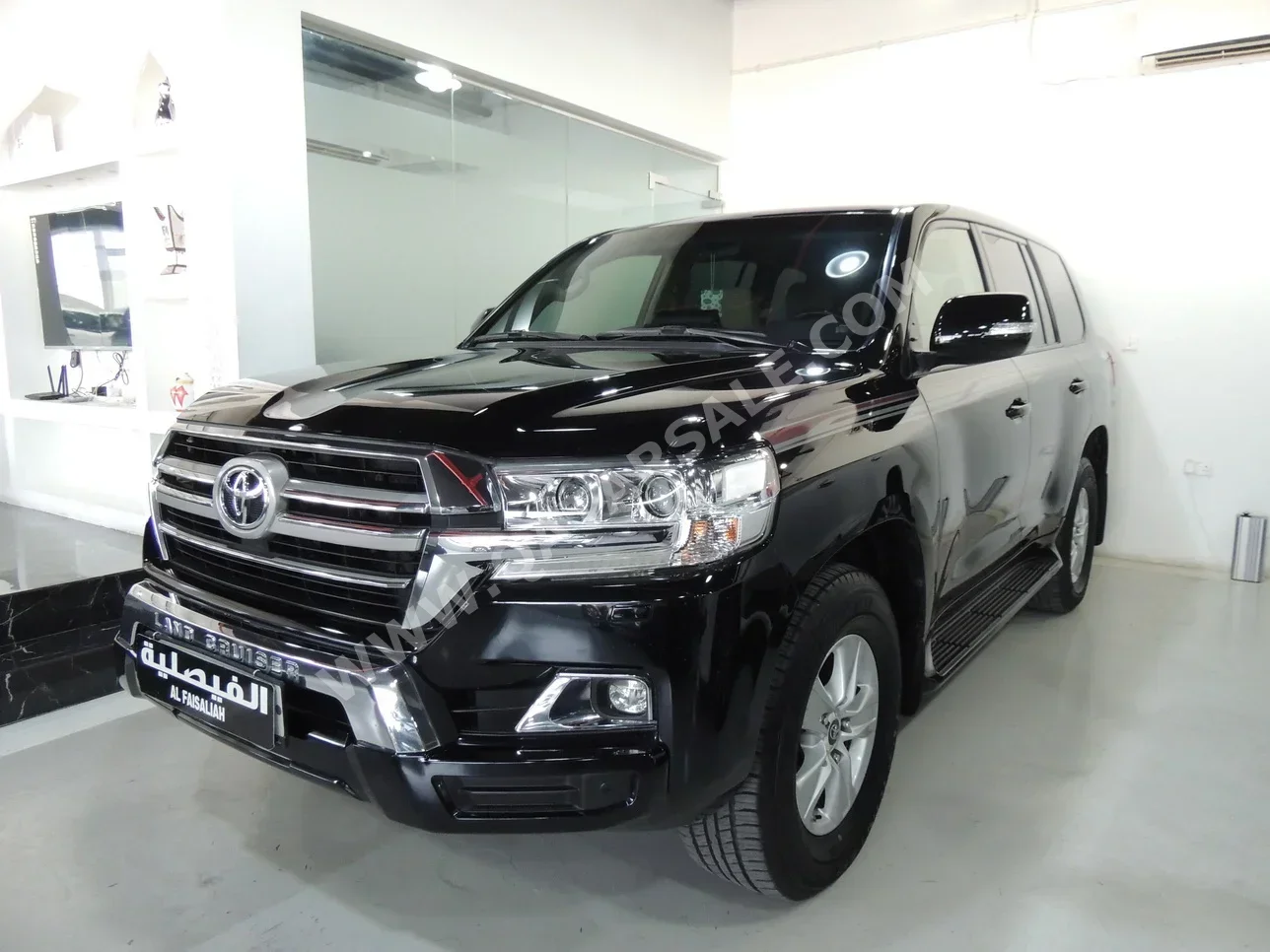 Toyota  Land Cruiser  GX  2020  Automatic  181,000 Km  6 Cylinder  Four Wheel Drive (4WD)  SUV  Black