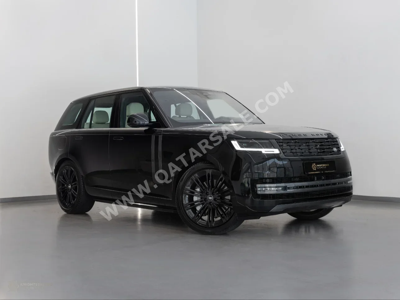 Land Rover  Range Rover  Vogue HSE  2023  Automatic  13,000 Km  8 Cylinder  Four Wheel Drive (4WD)  SUV  Black  With Warranty