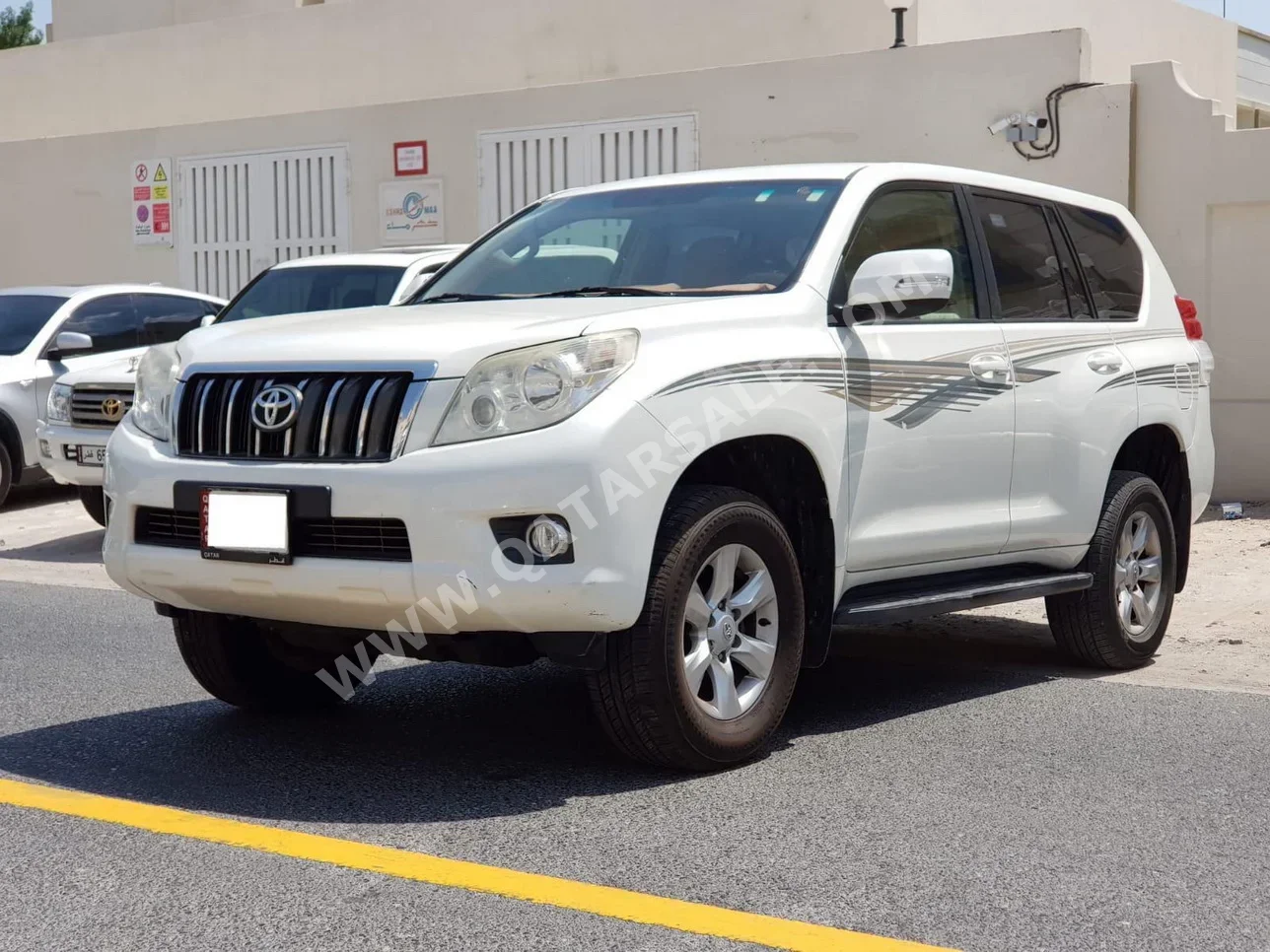 Toyota  Prado  2012  Automatic  239,000 Km  4 Cylinder  Four Wheel Drive (4WD)  SUV  White