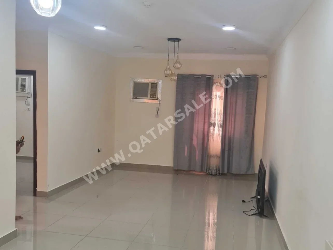 2 Bedrooms  Apartment  For Rent  in Al Wakrah -  Al Wakrah  Not Furnished