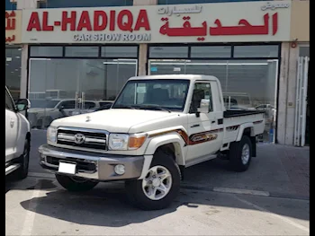 Toyota  Land Cruiser  LX  2023  Manual  16,000 Km  6 Cylinder  Four Wheel Drive (4WD)  Pick Up  White  With Warranty