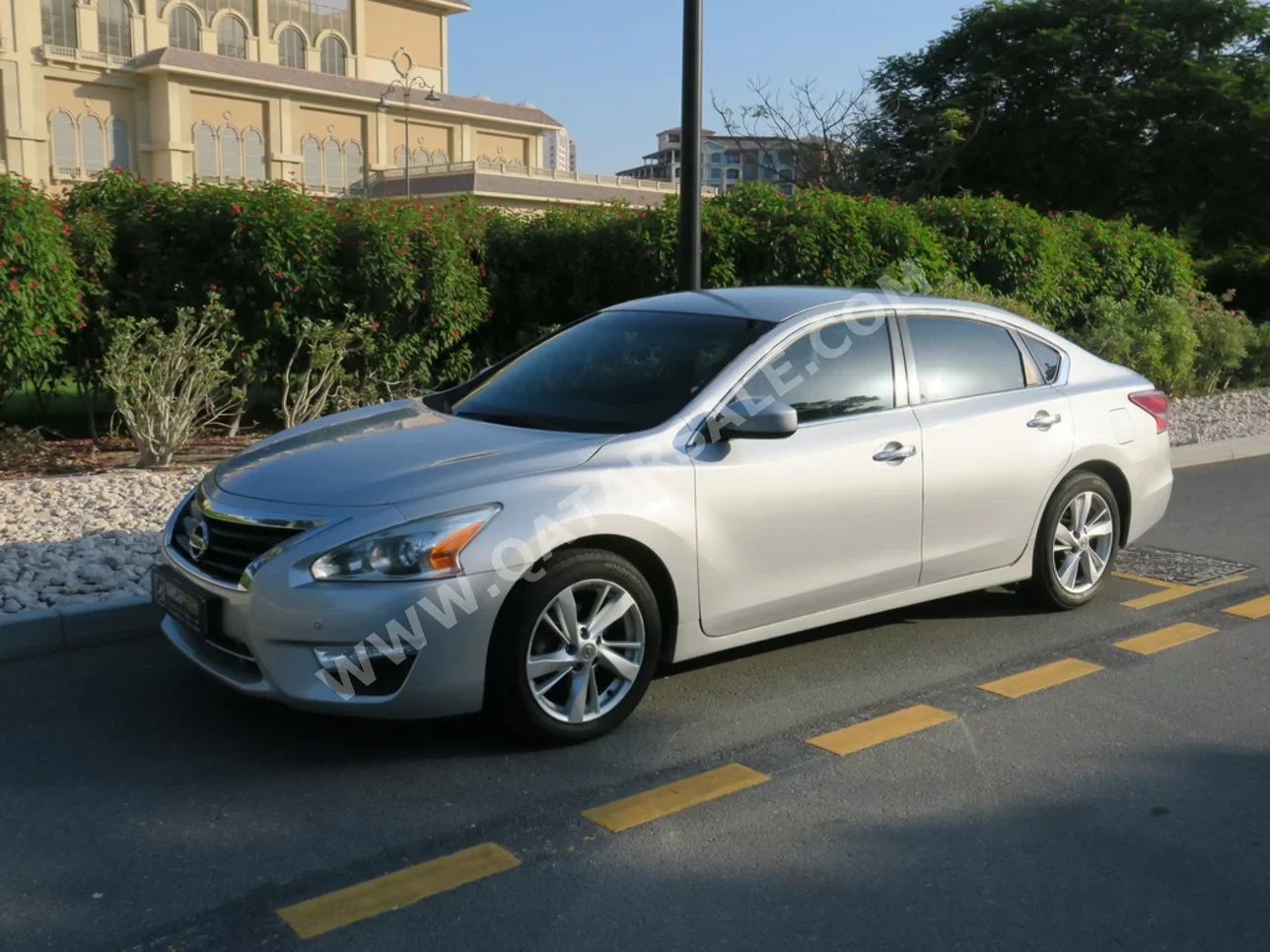 Nissan  Altima  2013  Automatic  91,000 Km  6 Cylinder  Front Wheel Drive (FWD)  Sedan  Silver