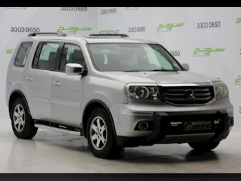 Honda  Pilot  EX  2015  Automatic  265,000 Km  6 Cylinder  Four Wheel Drive (4WD)  SUV  Silver