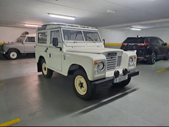 Land Rover  Defender  1979  Manual  50,000 Km  4 Cylinder  Four Wheel Drive (4WD)  Classic  White