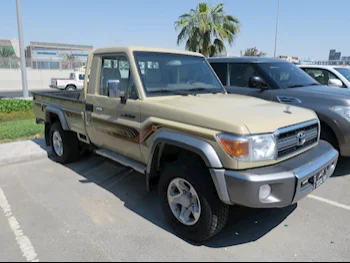 Toyota  Land Cruiser  LX  2022  Manual  67,000 Km  6 Cylinder  Four Wheel Drive (4WD)  Pick Up  Beige