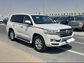 Toyota  Land Cruiser  GXR  2020  Automatic  146٬000 Km  8 Cylinder  Four Wheel Drive (4WD)  SUV  White