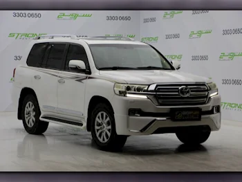 Toyota  Land Cruiser  GXR  2018  Automatic  230,000 Km  8 Cylinder  Four Wheel Drive (4WD)  SUV  Pearl